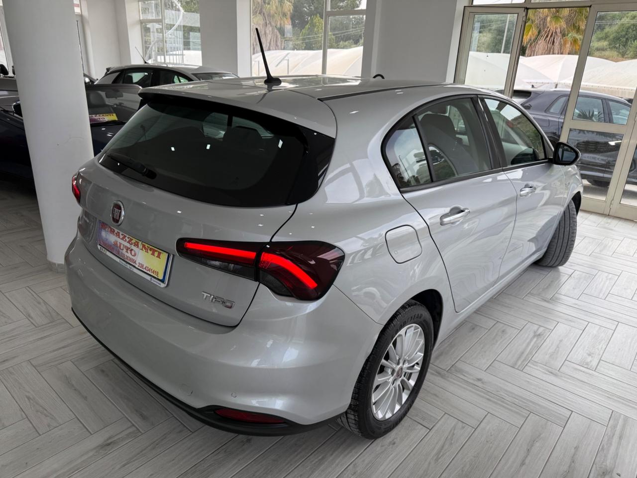 Fiat Tipo 1.6Mjt 5P 130CV LOUNGE+FULL LED/NAV2022