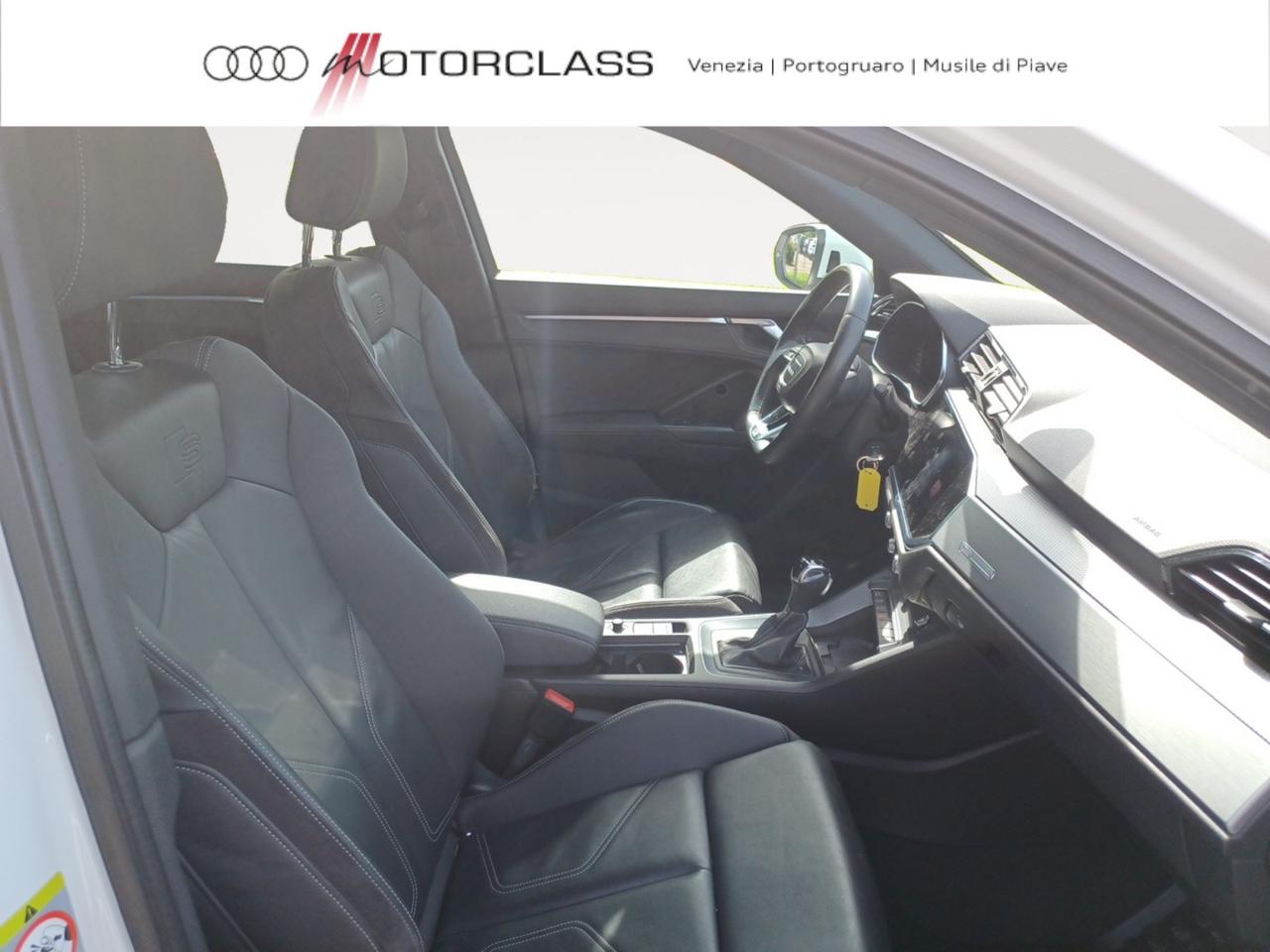 Audi Q3 35 2.0 tdi s line edition s tronic