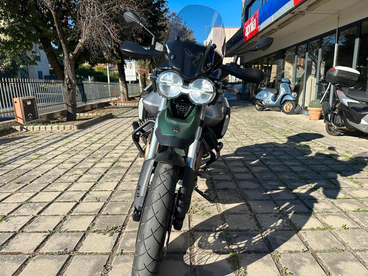 Moto Guzzi V 85 TT CENTENARIO