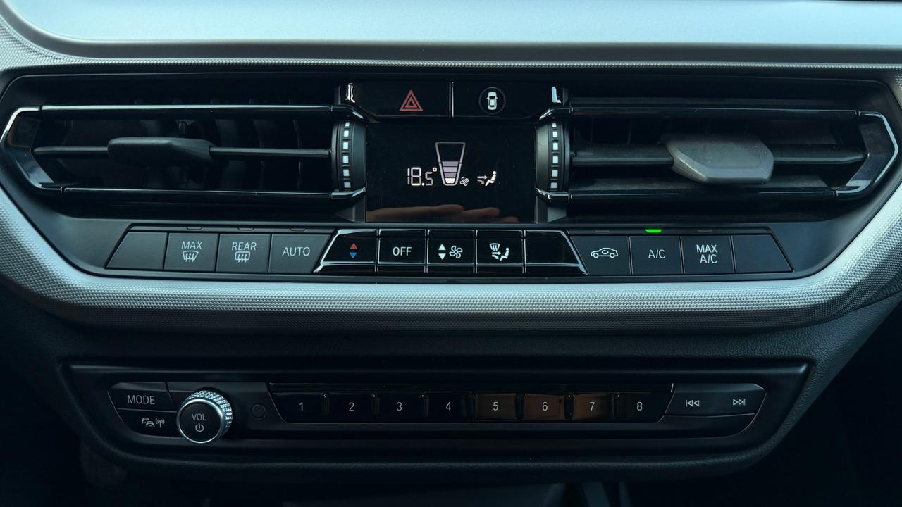 BMW 116D 1.5 BUSINESS ADVANTAGE 116 CV - CRUISE CONTROL, CARPLAY, NEOPATENTATI