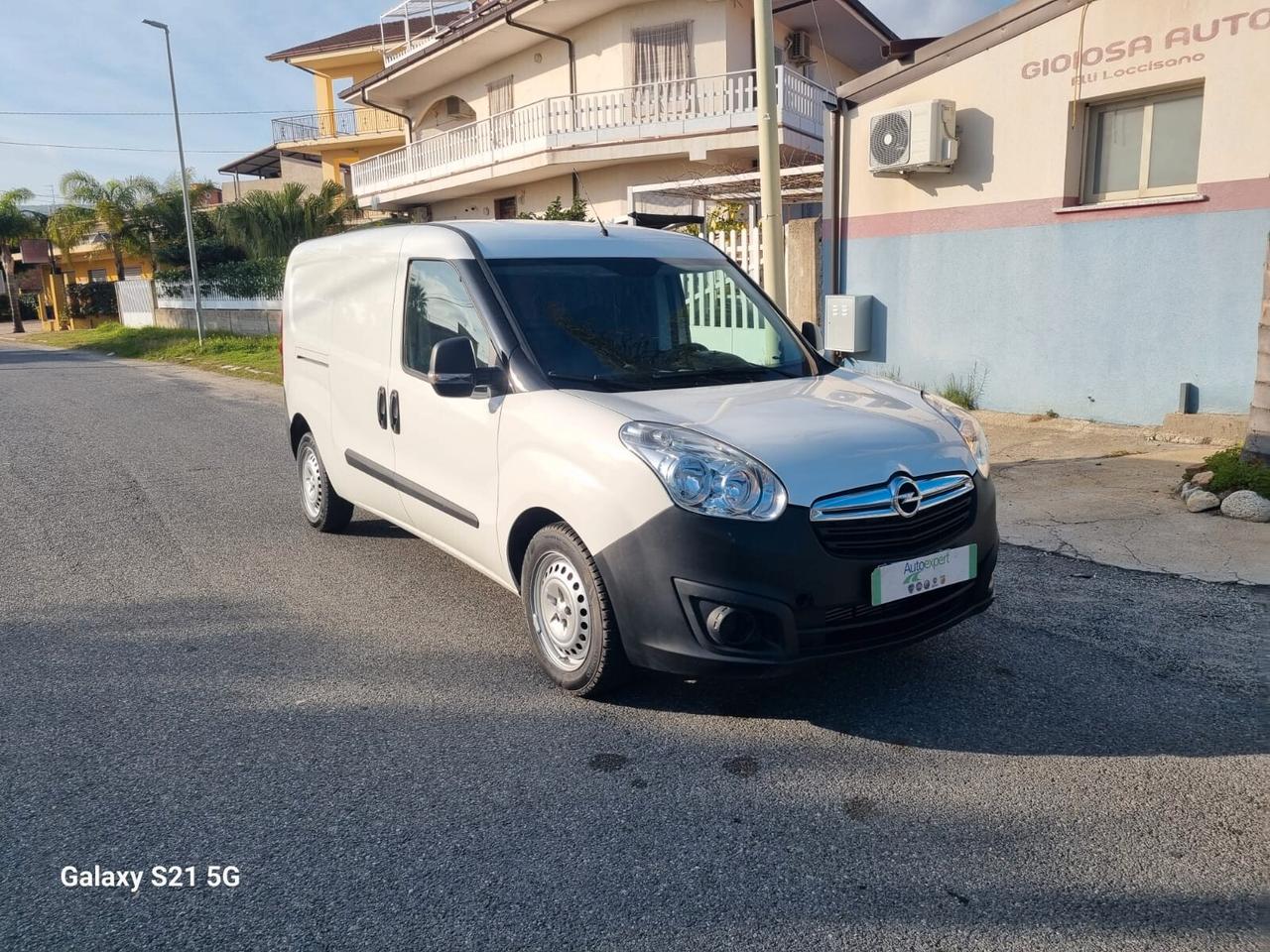 Opel Combo 1.3 CDTi 95CV maxi con allestimento