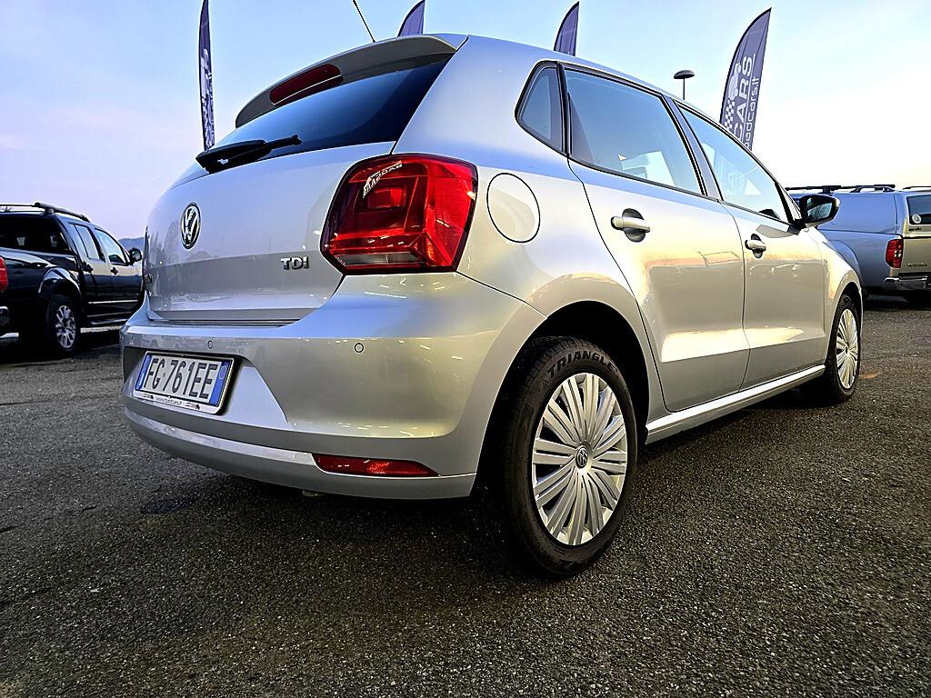 Volkswagen Polo 1.4 TDI 75CV HIGHLINE DA VETRINA!