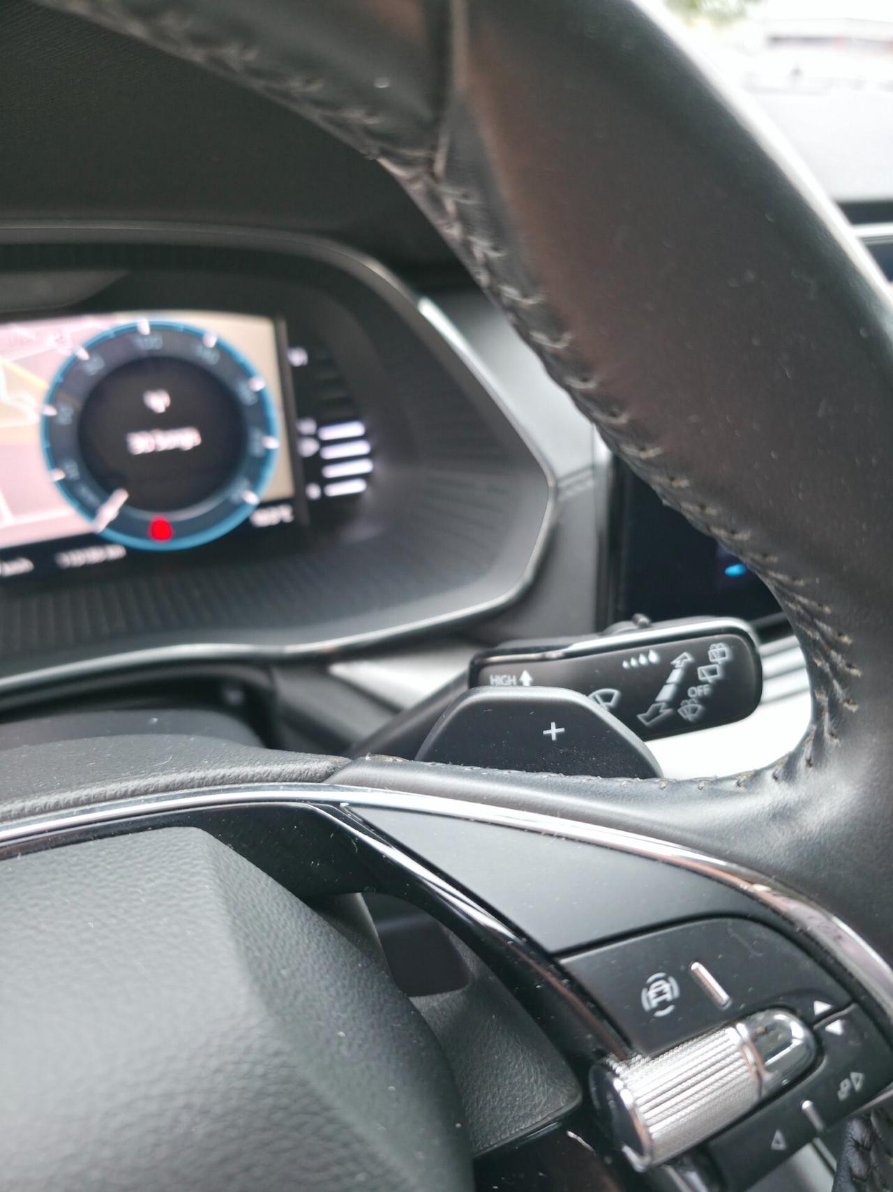 Skoda Octavia 2.0 TDI EVO DSG Wagon Executive 115CV