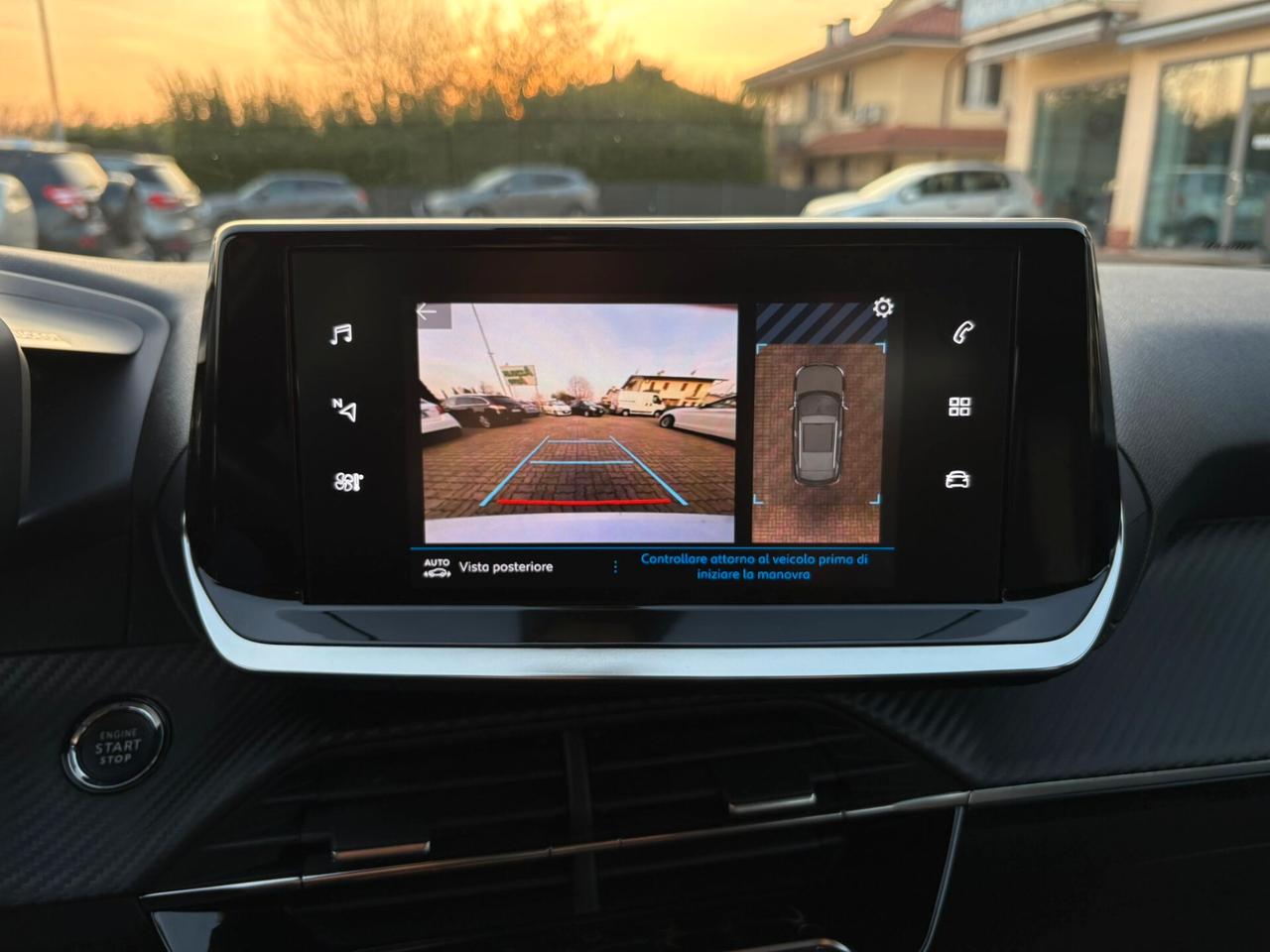 PEUGEOT 2008 1.5 HDI FULL OPTIONAL SI NEOPATENTATI