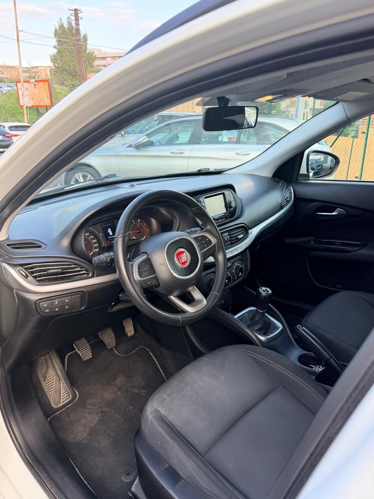 Fiat Tipo 1.3 Mjt S&S 5 porte Lounge