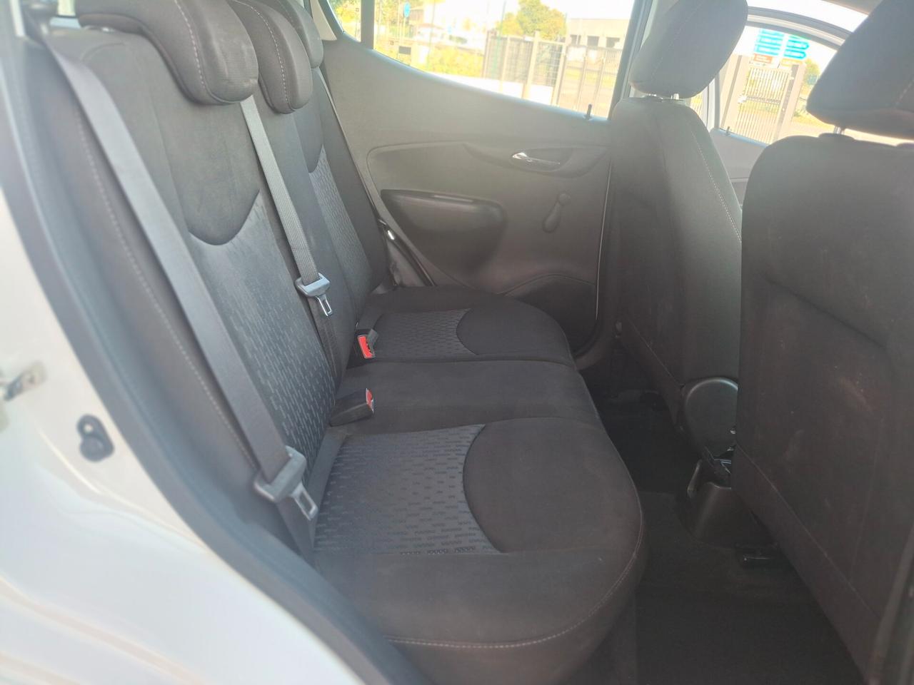 Opel Karl Rocks 1.0 GPL