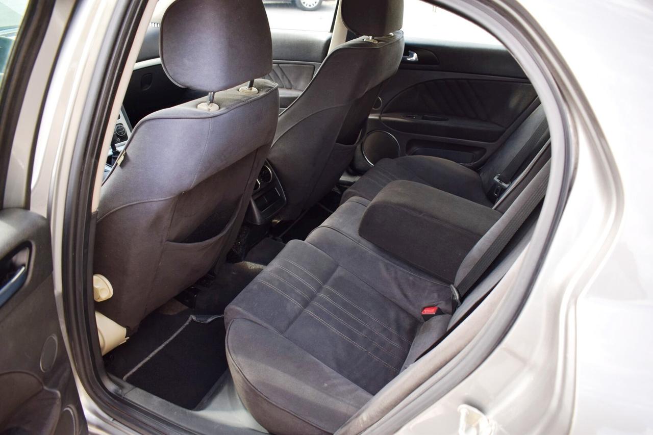 Alfa Romeo 159 1.9JTD-M 150cv Exclusive