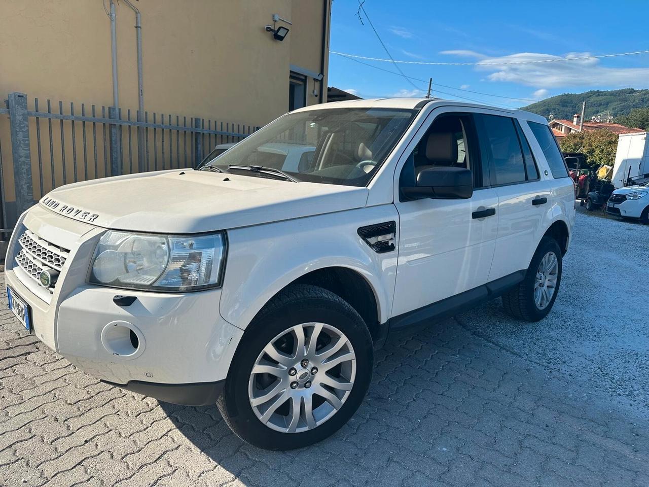 Land Rover Freelander 2.2 TD4 S.W. SE
