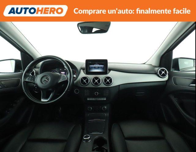MERCEDES-BENZ B 200 d Automatic Sport