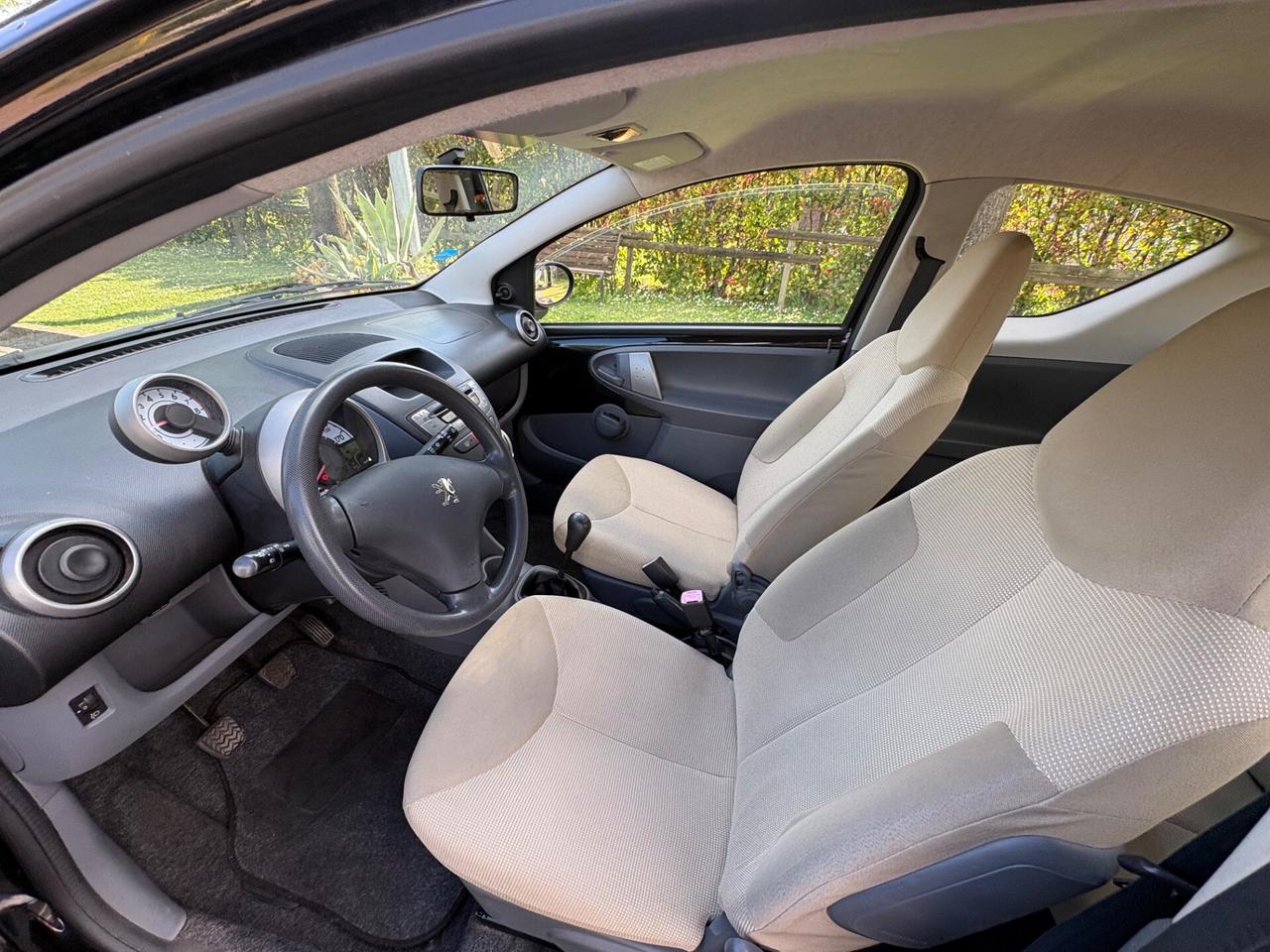 Peugeot 107 1.0 68CV 3p. Sweet Years