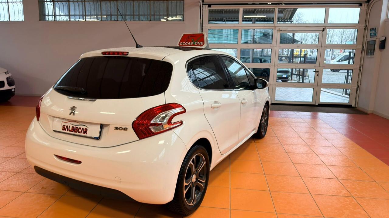 Peugeot 208 PureTech 82 5 porte Allure