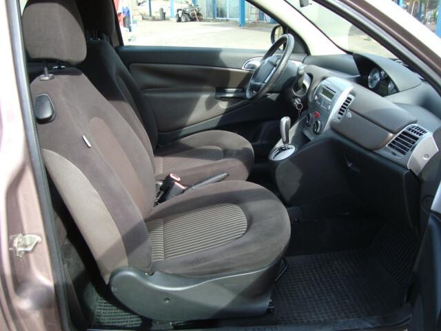 Lancia Ypsilon 1.3 MJT 75 CV Automatica