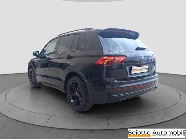 VOLKSWAGEN Tiguan 2.0 TDI 150 CV SCR DSG R-Line