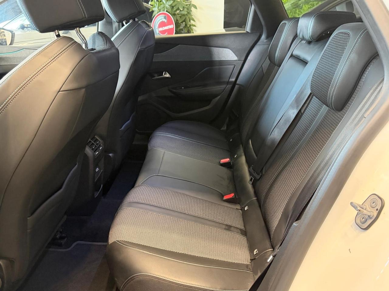 PEUGEOT 308 S.W. ALLURE 1.5 EAT8 130CV PELLE NAVI CAM ANNO 2023