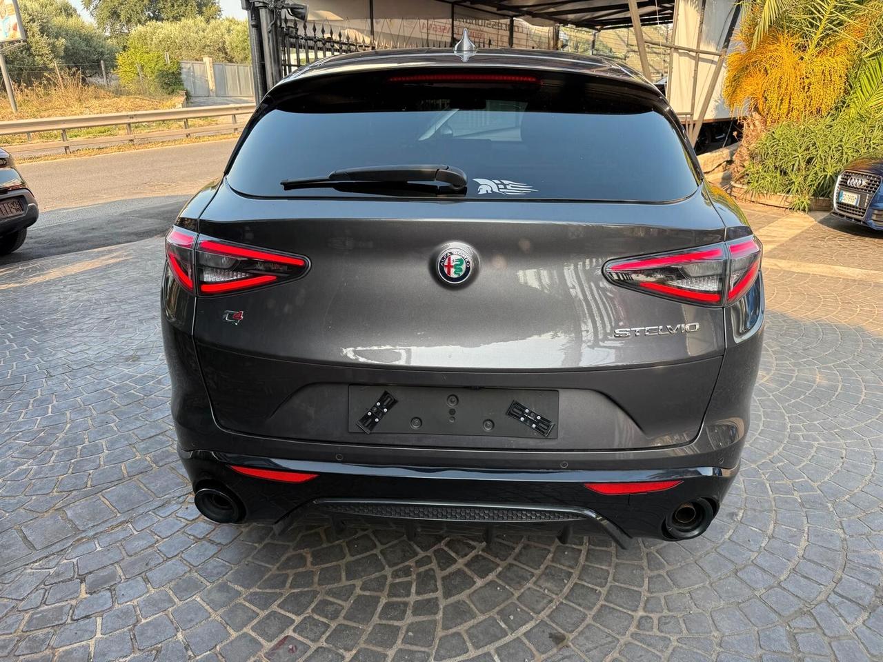 Alfa Romeo Stelvio 2.0 Turbo 280 CV AT8 Q4 Veloce