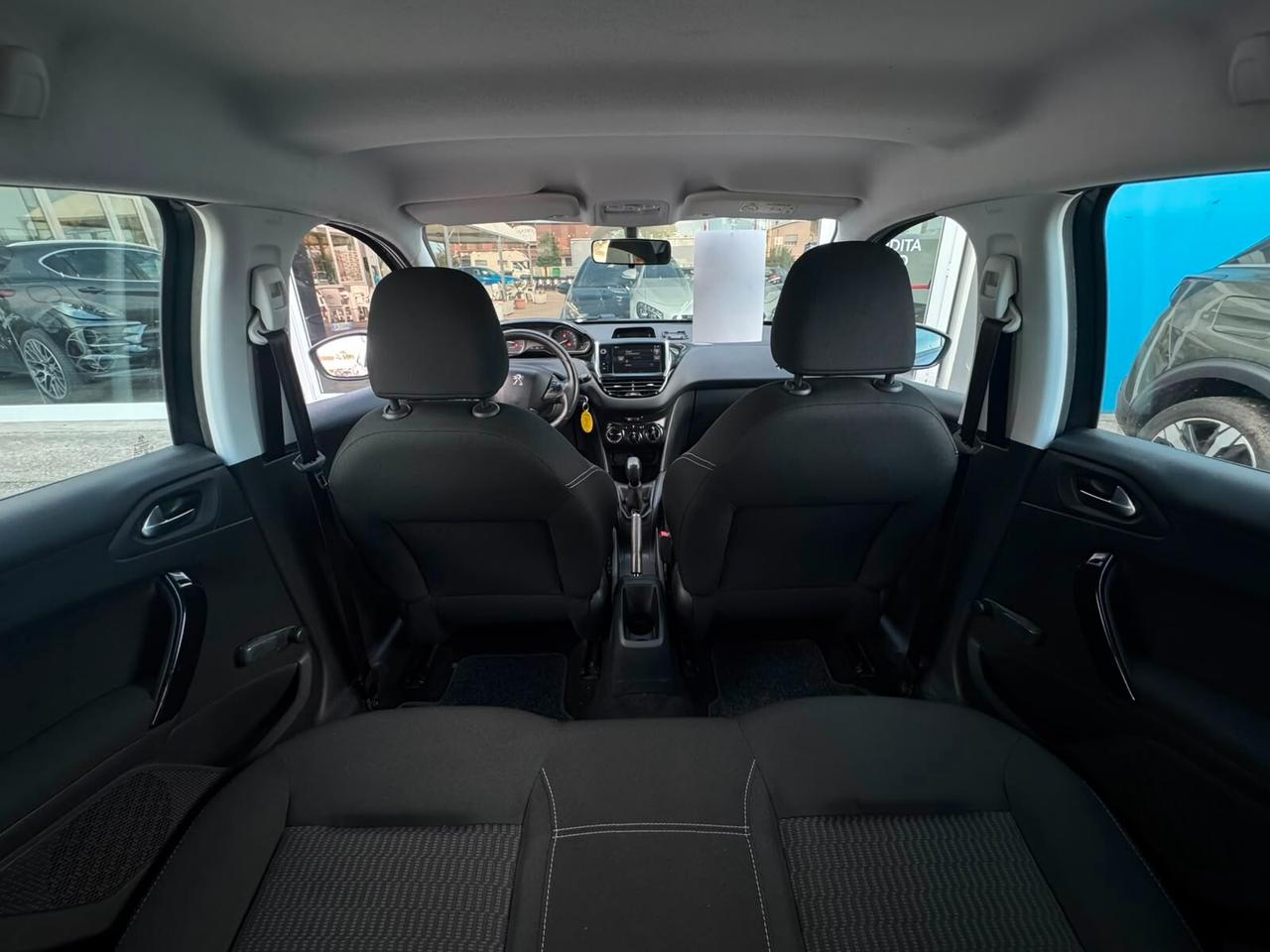 Peugeot 208 BlueHDi 75 5 porte Allure
