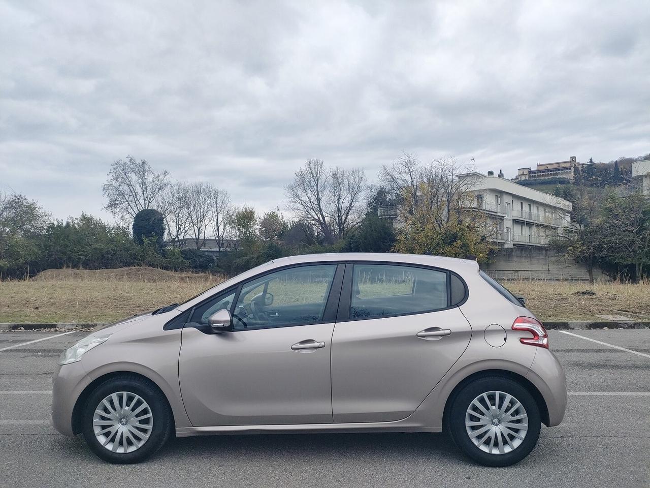 PEUGEOT 208 5p 1.2 puretech (vti) 12v Active