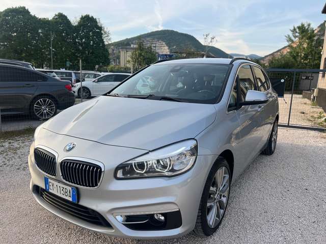 BMW 220 220d Active Tourer xdrive Luxury Navi Led Full E6b