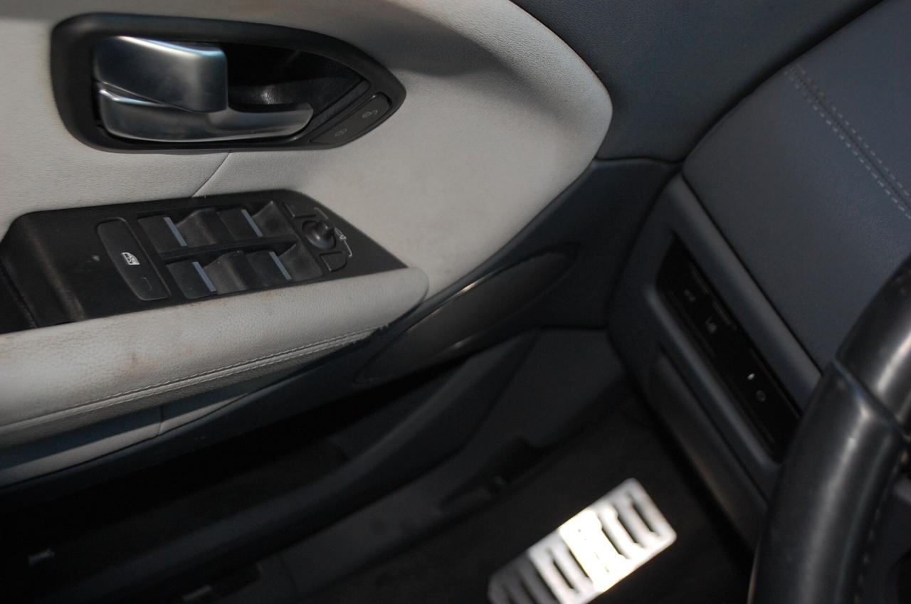 Land Rover Range Rover Evoque 2.0 td4 Pure 150CV Uff Italy Pelle Led USB
