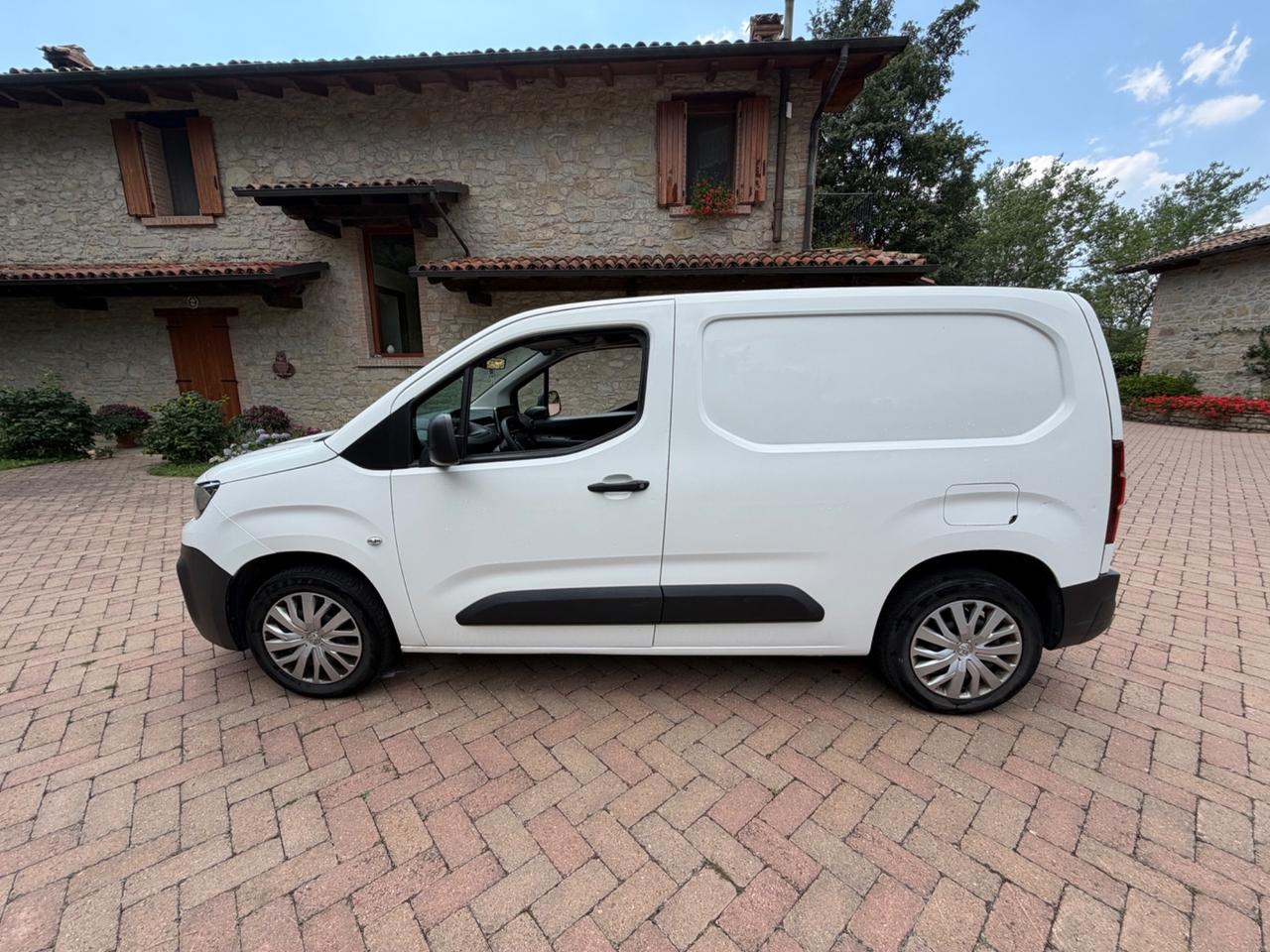 Peugeot Partner 1.5 BlueHDi PC Furgone Premium 3 Posti - 04/2021