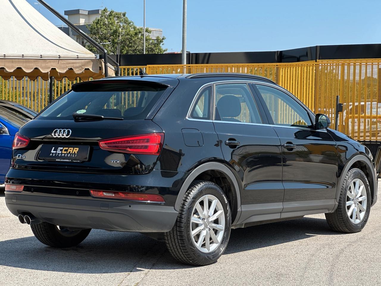 AUDI Q3 2.0 TDI 150 CV S-Tronic Business