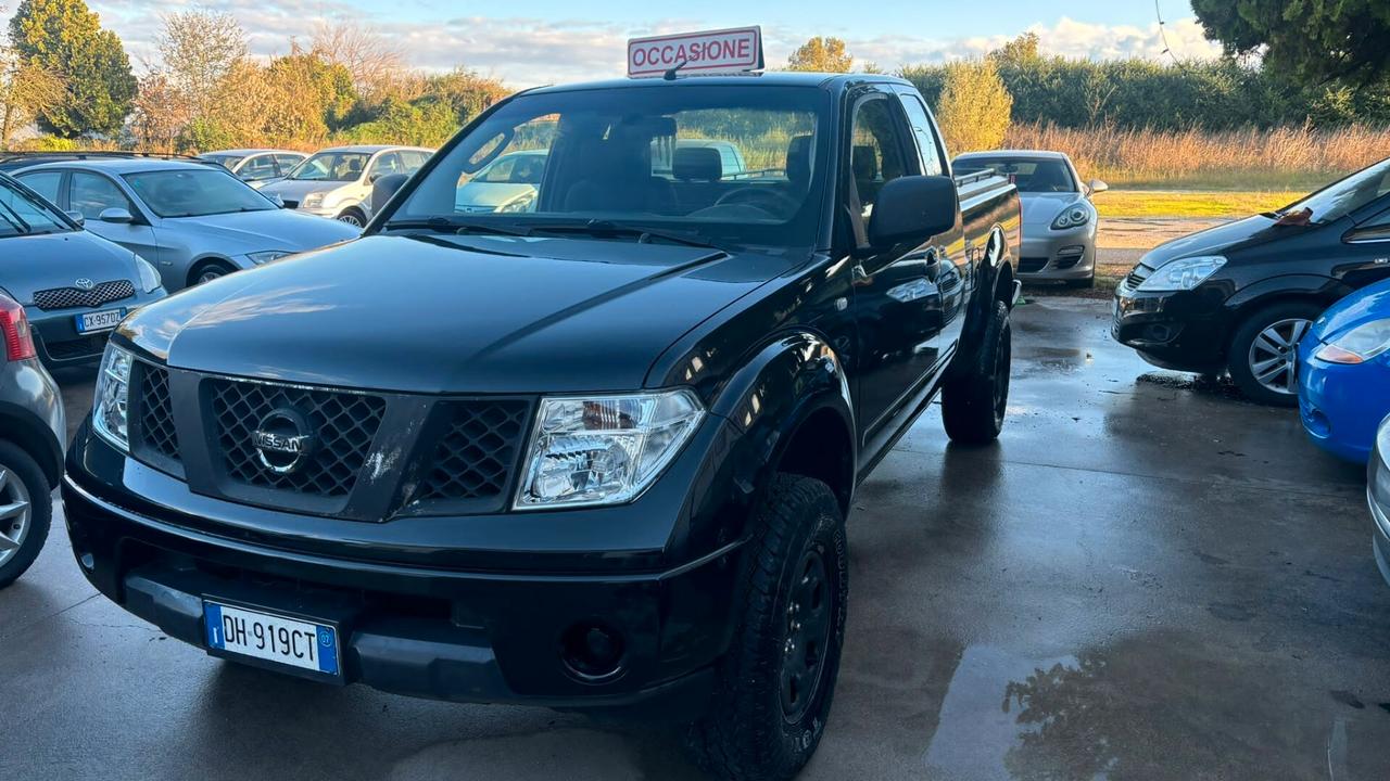 Nissan Navara 2.5 dCi 2 pikap