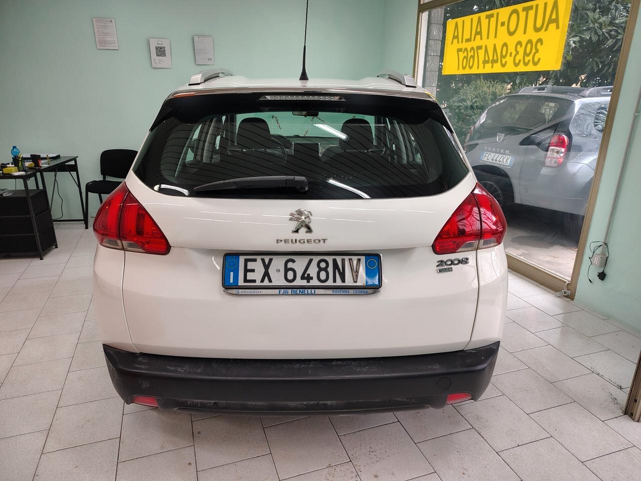 Peugeot 2008 BlueHDi 100 S&S Allure