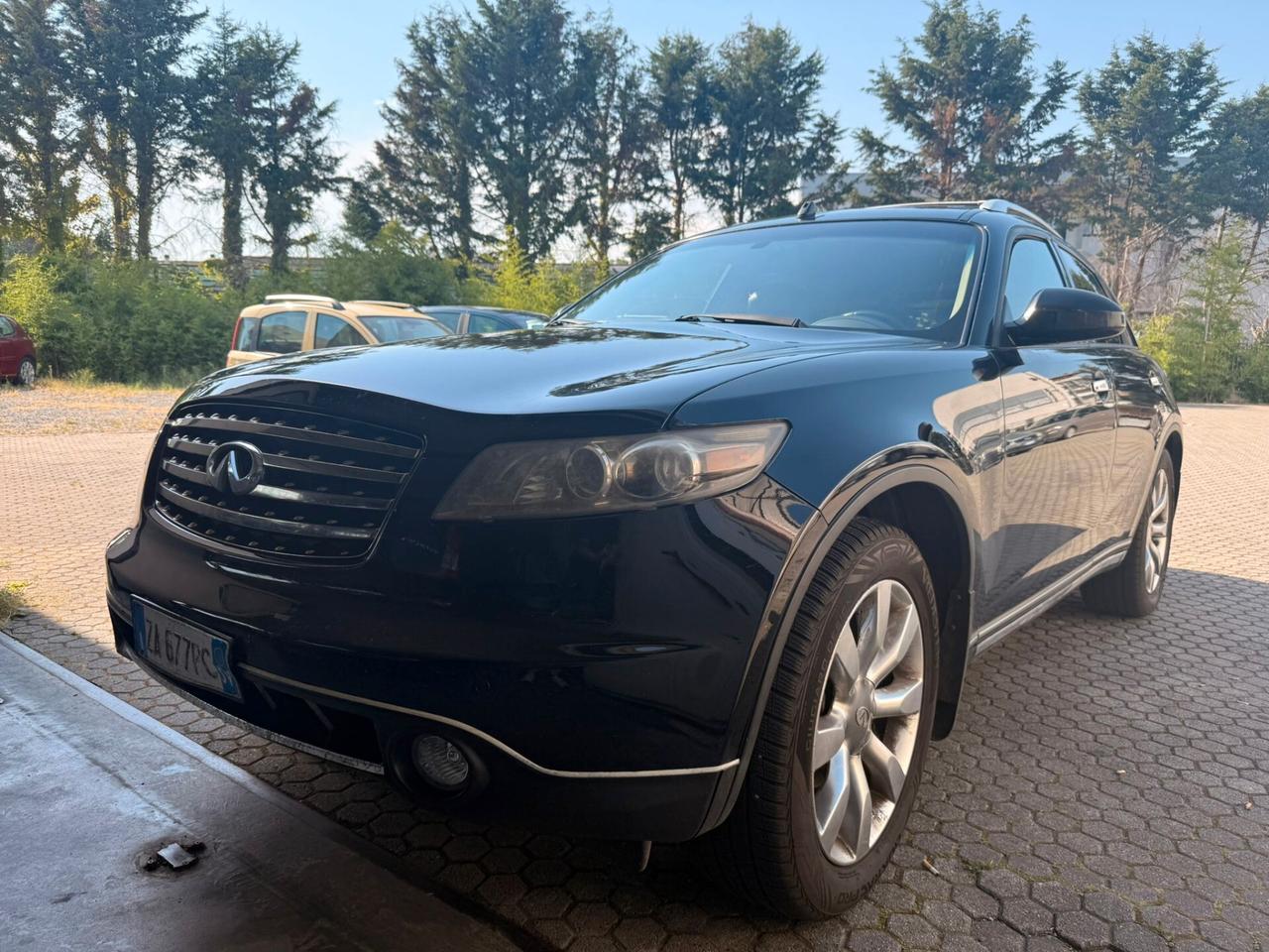 Infiniti FX35