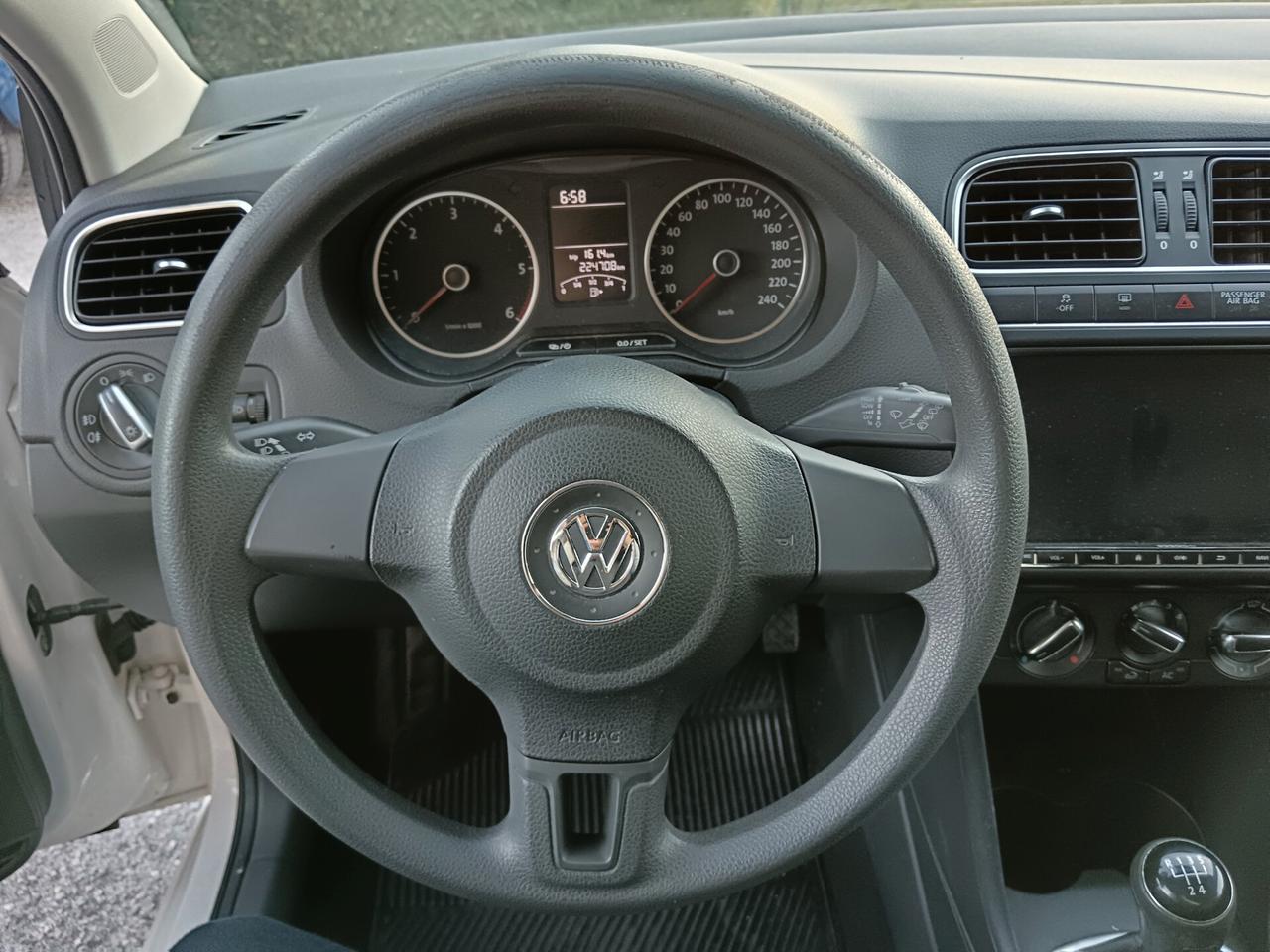 Volkswagen Polo 1.2 TDI 75CV 5 PORTE NEOPATENTATI
