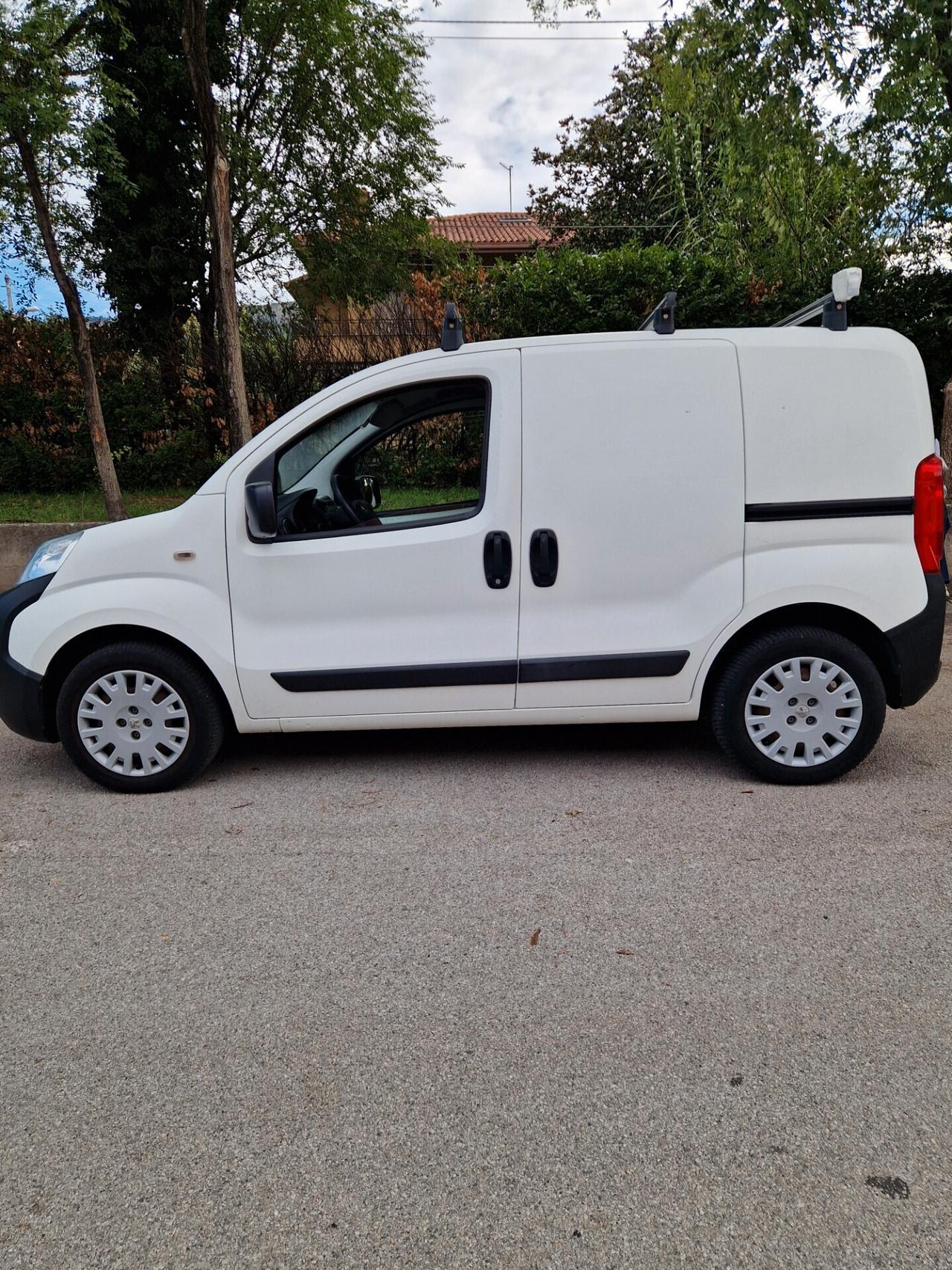 Peugeot Bipper 1.3 HDi 80CV Autocarro - 2018