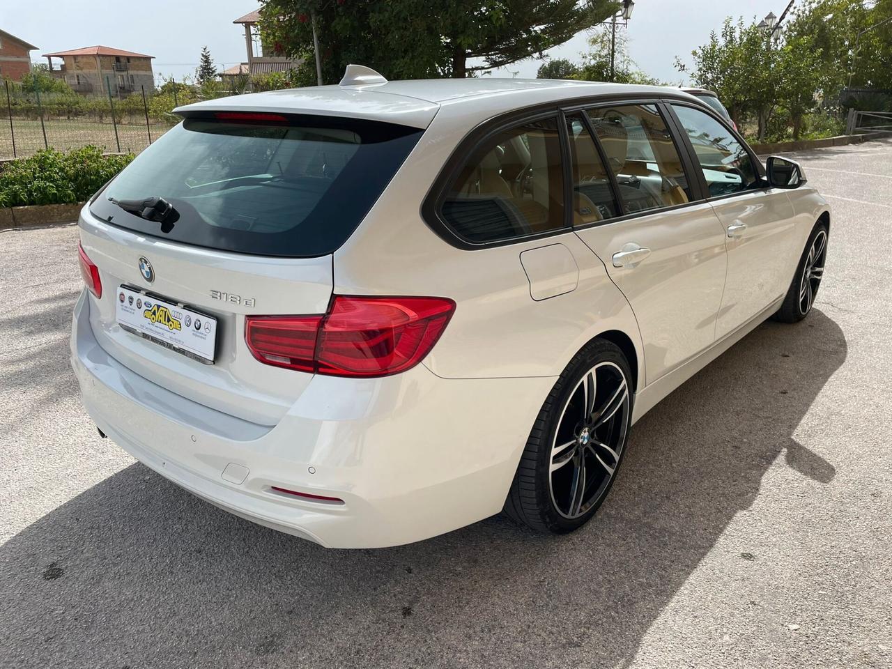 Bmw 318 d Advanced Touring