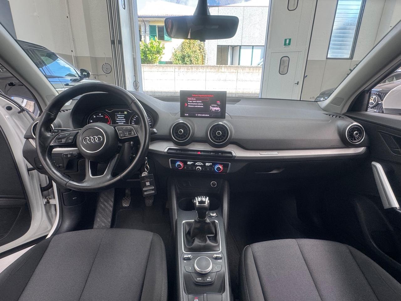 Audi Q2 30 TDI Business