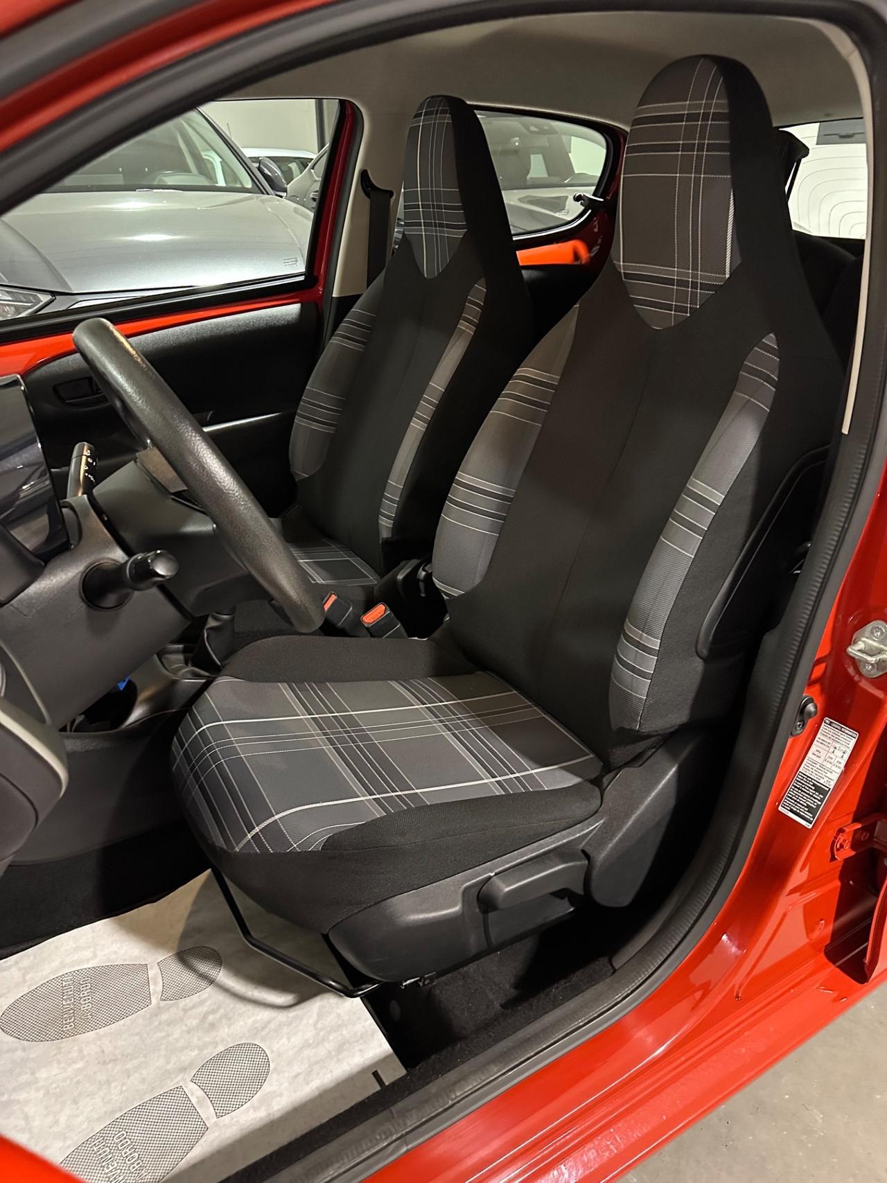 Peugeot 108 VTi 68 5 porte Allure TOP!