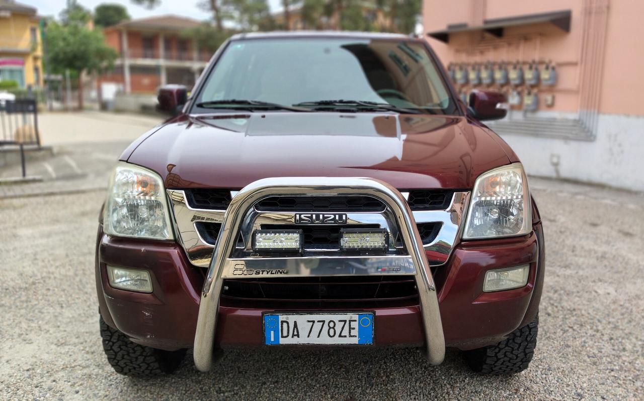 Isuzu D-Max 3.0 TD Aut+Gancio traino