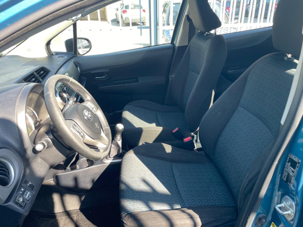 Toyota Yaris 1.0 5 porte