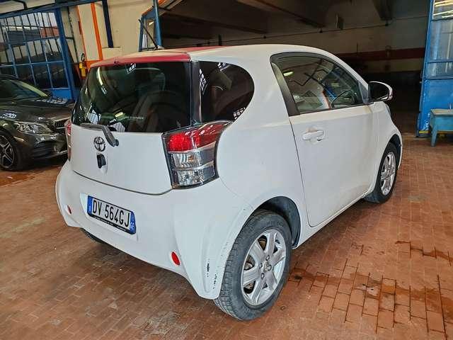 Toyota iQ 1.0 68cv CVT Cambio Automatico