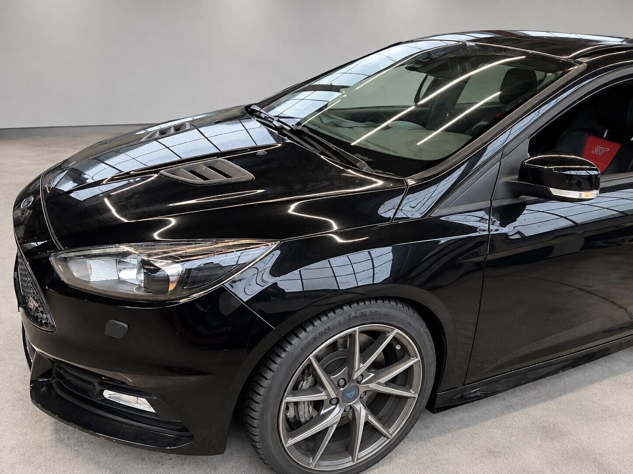 Ford Focus 2.0 ST STAGE 3