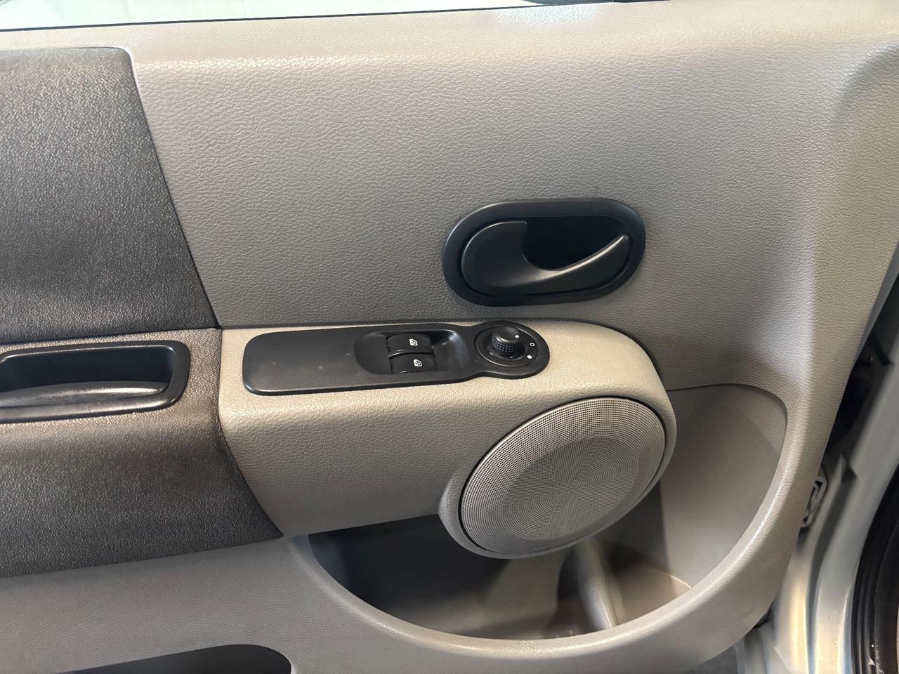 Renault Modus 1.2 BENZINA OK NEOPATENTATI