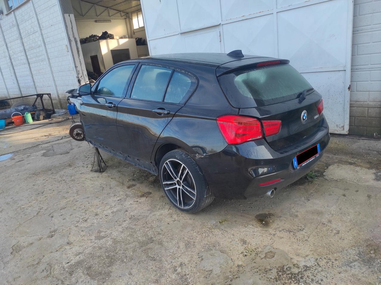 Bmw 118 118d 5p. Urban