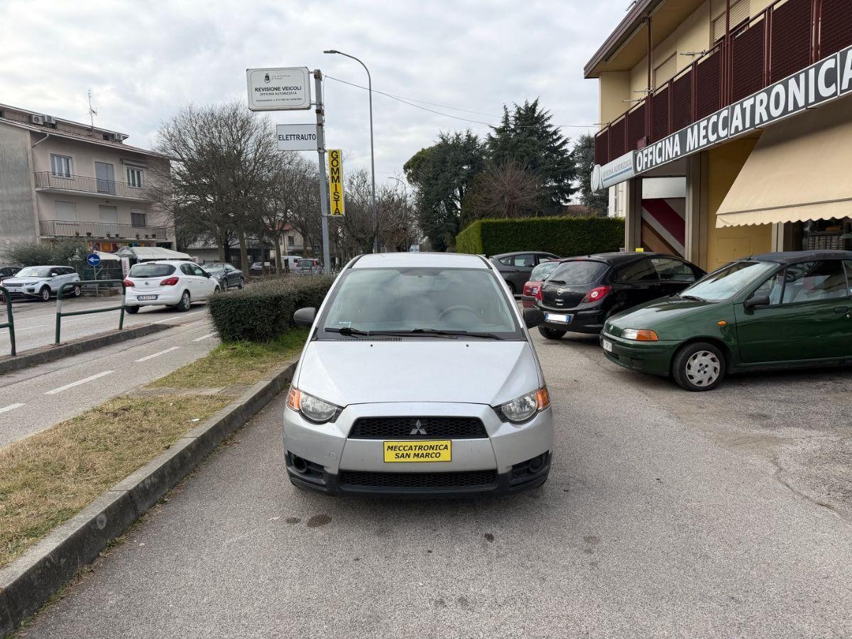 MITSUBISHI - Colt - 1.1 12V 5p. Invite