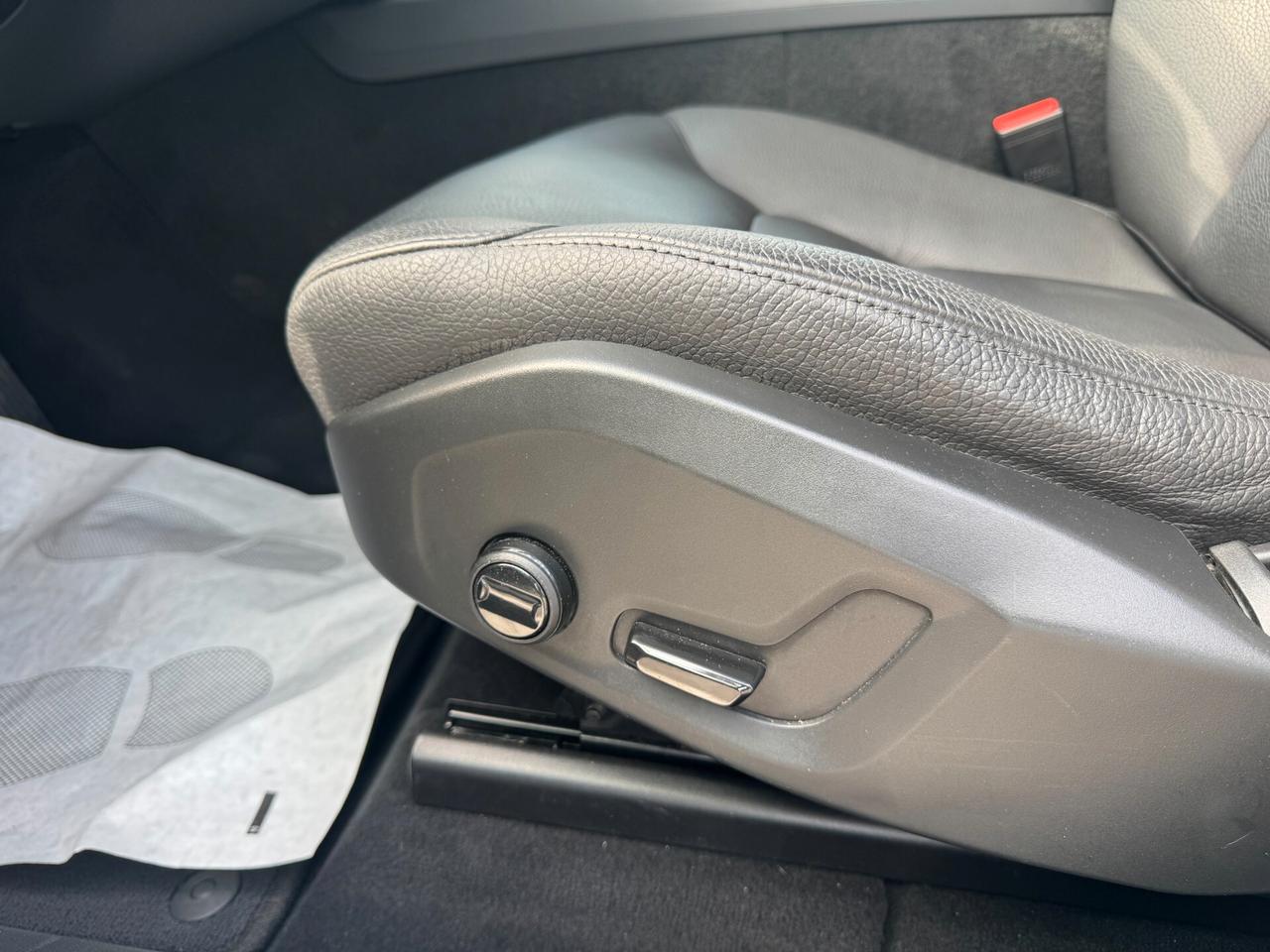Volvo XC60 B4 AWD (Diesel/Hybrid) Momentum Bsn.