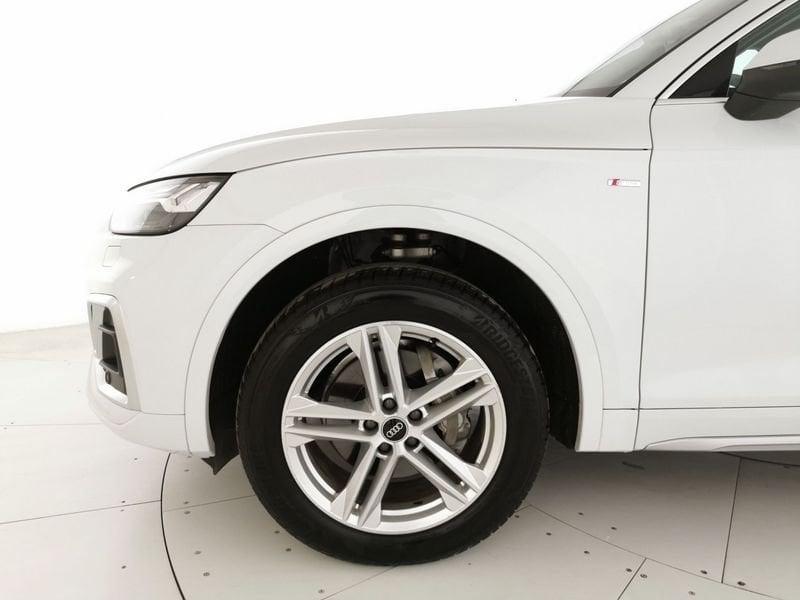 Audi Q5 Sportback 40 2.0 tdi mhev 12V S line quattro s-tronic