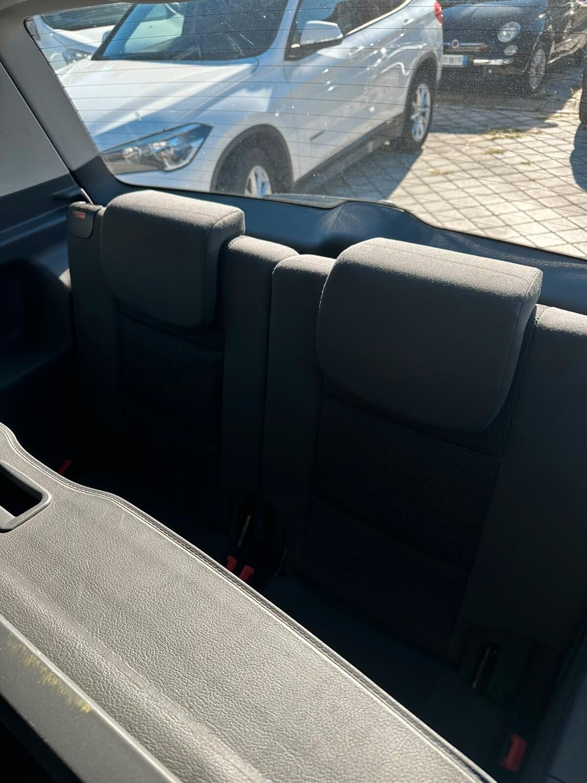 Volkswagen Touran 1.6 TDI Comfortline - 7 posti