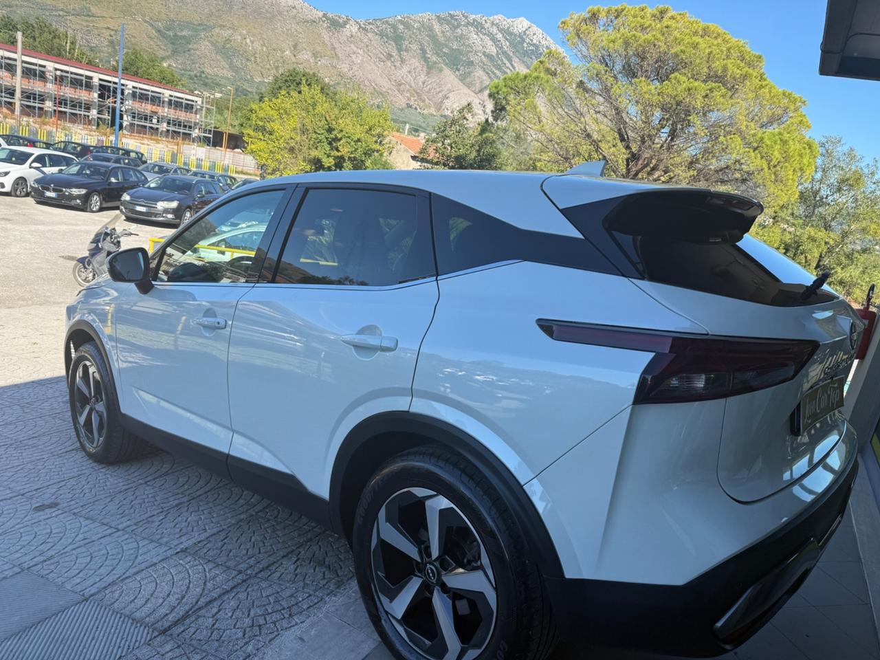 Nissan Qashqai MHEV 140 CV N-Design km 17 mila permute e finanziamenti