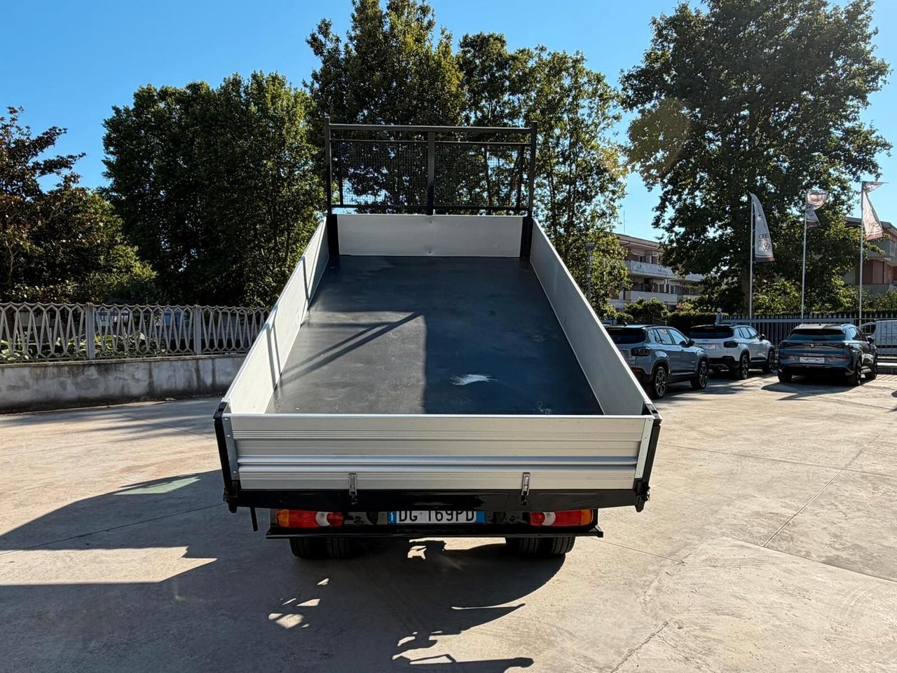 Nissan Cabstar 35.13 2.5 TDI 130CV RIBALTABILE