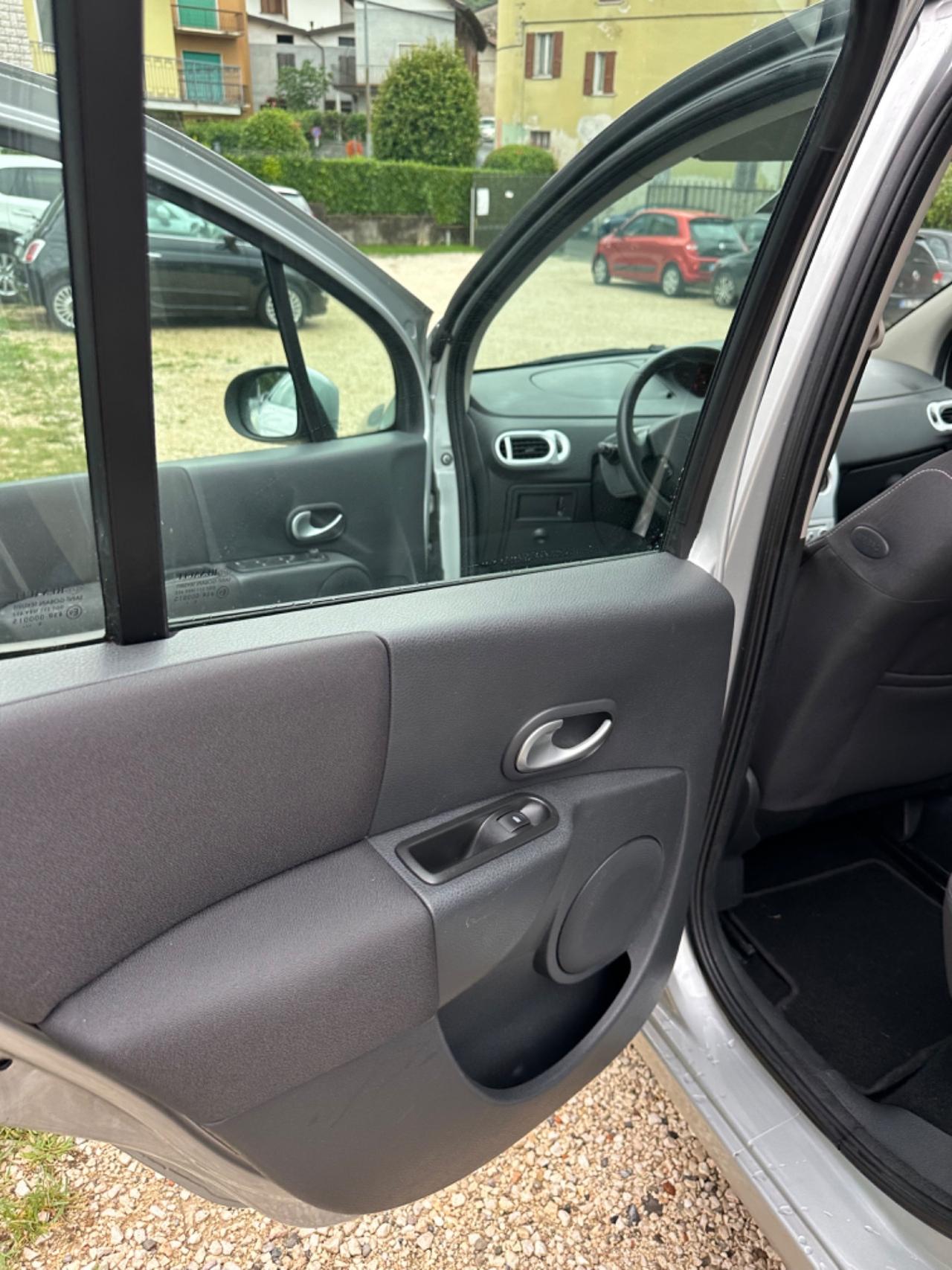 Renault MODUS 1.2 16V DYNAMIQUE KMCERT GARANZ UNICOPR NEOPAT