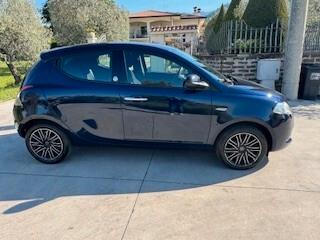Lancia Ypsilon 1.2 69 CV 5 porte GPL Ecochic Gold