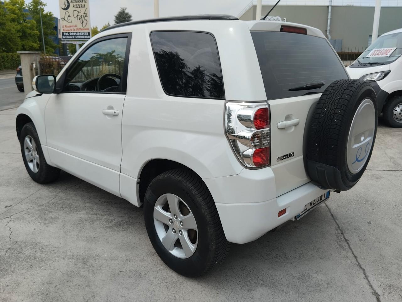 Suzuki Grand Vitara 1.6 16V 3 porte Offroad