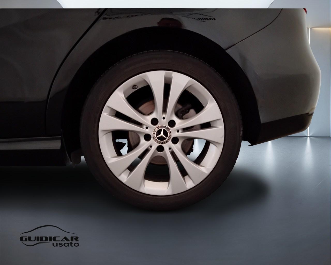 Mercedes-Benz Classe B - T246 - B 200 d (cdi) Sport auto