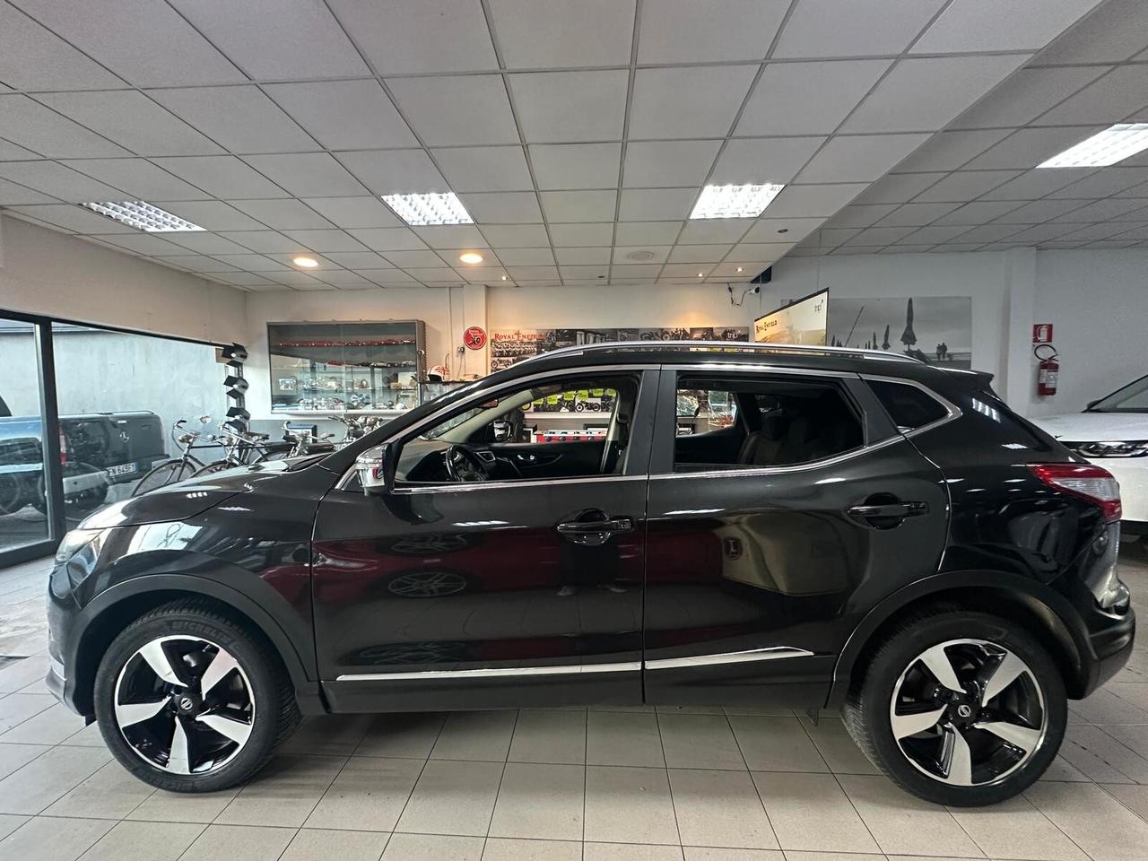 Nissan Qashqai 1.5 dCi N-CONNECT FULL OPT. UNICOPROPRIETARIO